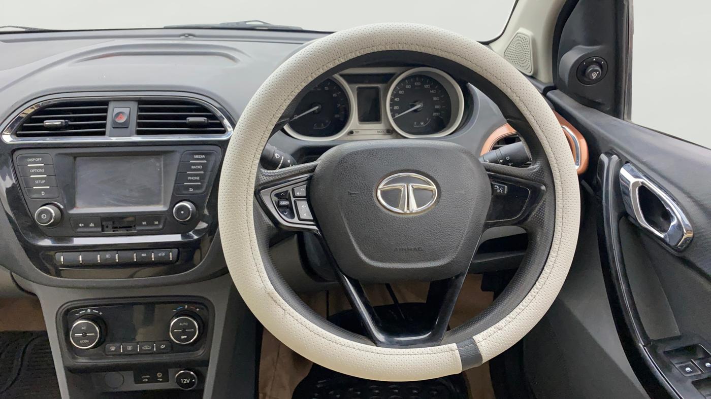 2017 Tata TIGOR XZ (O) PETROL, Petrol, Manual, 94,103 km, Steering Wheel Close Up