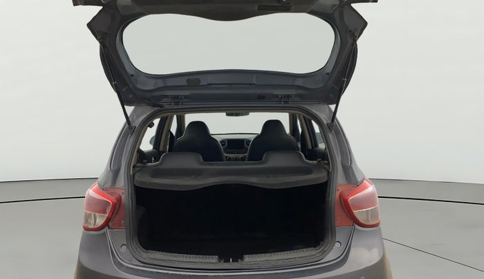 2016 Hyundai Grand i10 MAGNA 1.2 KAPPA VTVT, Petrol, Manual, 79,974 km, Boot Open Zoomed View