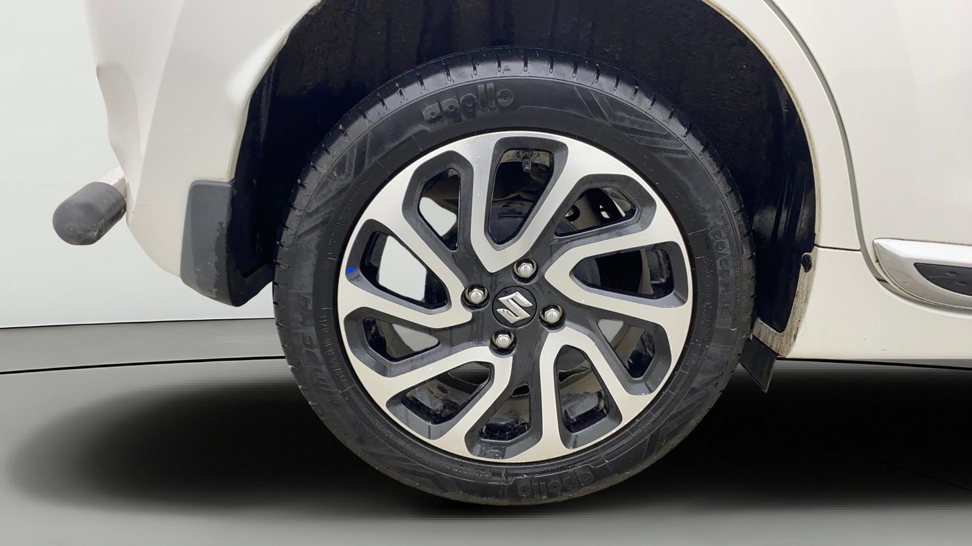 2023 Maruti Baleno ALPHA 1.2 AGS, Petrol, Automatic, 12,878 km, Right Rear Wheel