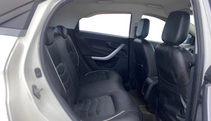 2021 Tata NEXON XM PETROL, Petrol, Manual, 60,176 km, Right Side Rear Door Cabin