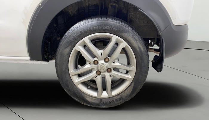 2021 Renault TRIBER RXZ DUAL TONE, Petrol, Manual, 44,431 km, Left Rear Wheel