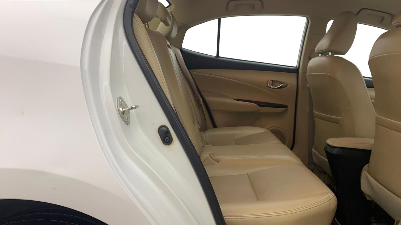 2018 Toyota YARIS VX CVT, Petrol, Automatic, 37,065 km, Right Side Rear Door Cabin
