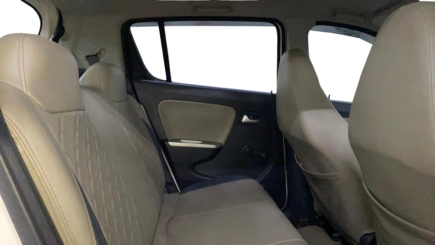 2016 Maruti Alto K10 VXI, Petrol, Manual, 63,938 km, Right Side Rear Door Cabin
