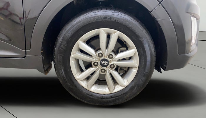 2018 Hyundai Creta SX PLUS 1.6 PETROL, Petrol, Manual, 31,773 km, Right Front Wheel