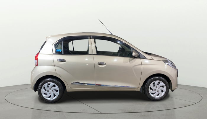 2022 Hyundai NEW SANTRO SPORTZ MT, Petrol, Manual, 24,144 km, Right Side View