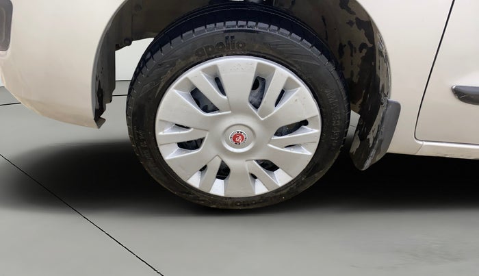2015 Maruti Wagon R 1.0 VXI, Petrol, Manual, 75,237 km, Left Front Wheel