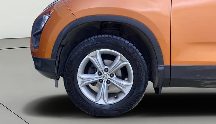 2019 Tata Harrier XZ 2.0L, Diesel, Manual, 1,14,262 km, Left Front Wheel