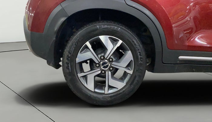 2022 KIA SONET HTX PLUS 1.0 IMT, Petrol, Manual, 65,766 km, Right Rear Wheel