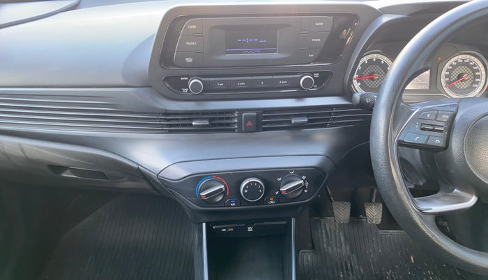 2022 Hyundai NEW I20 MAGNA 1.2 MT, Petrol, Manual, 55,771 km, Air Conditioner