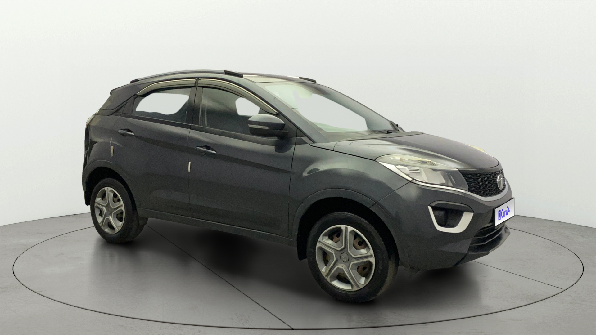 2018 Tata Nexon XT PETROL 2018 Tata Nexon XT PETROL