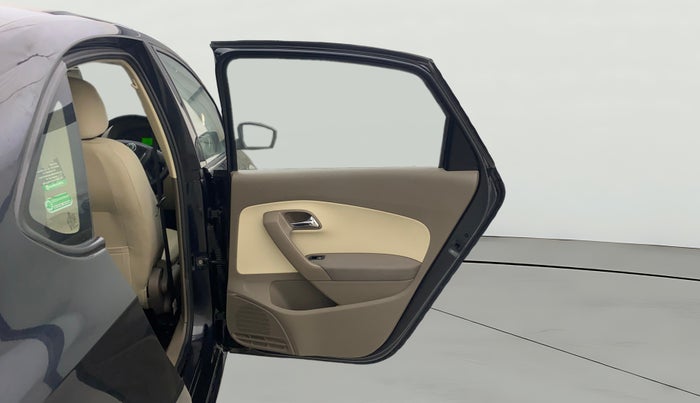 2013 Skoda Rapid ELEGANCE 1.6 TDI CR MT, Diesel, Manual, 85,878 km, RHS Rear Door