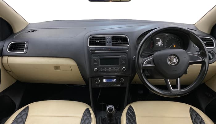 2017 Skoda Rapid AMBITION 1.6 MPI MT, Petrol, Manual, 69,685 km, Dashboard