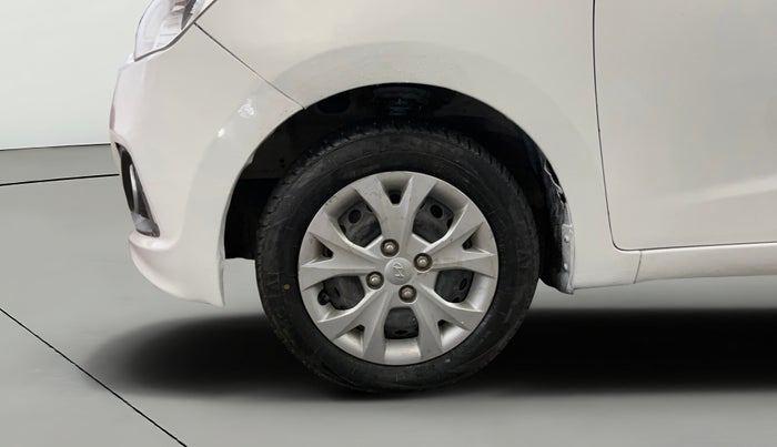 2016 Hyundai Grand i10 MAGNA AT 1.2 KAPPA VTVT, Petrol, Automatic, 17,442 km, Left Front Wheel