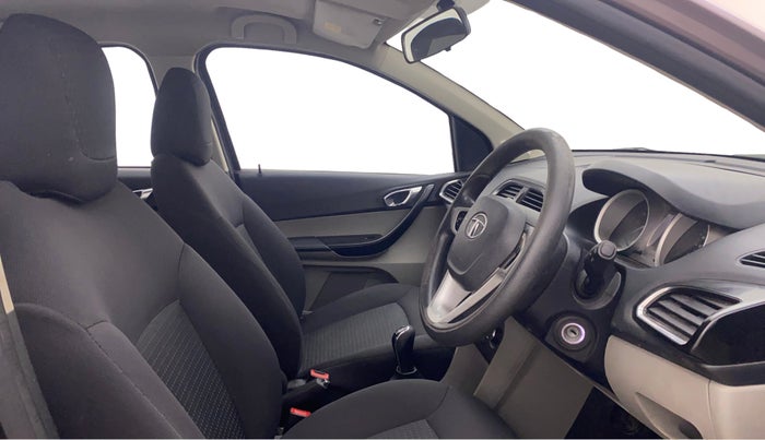 2016 Tata Tiago XZ PETROL, Petrol, Manual, 97,079 km, Right Side Front Door Cabin