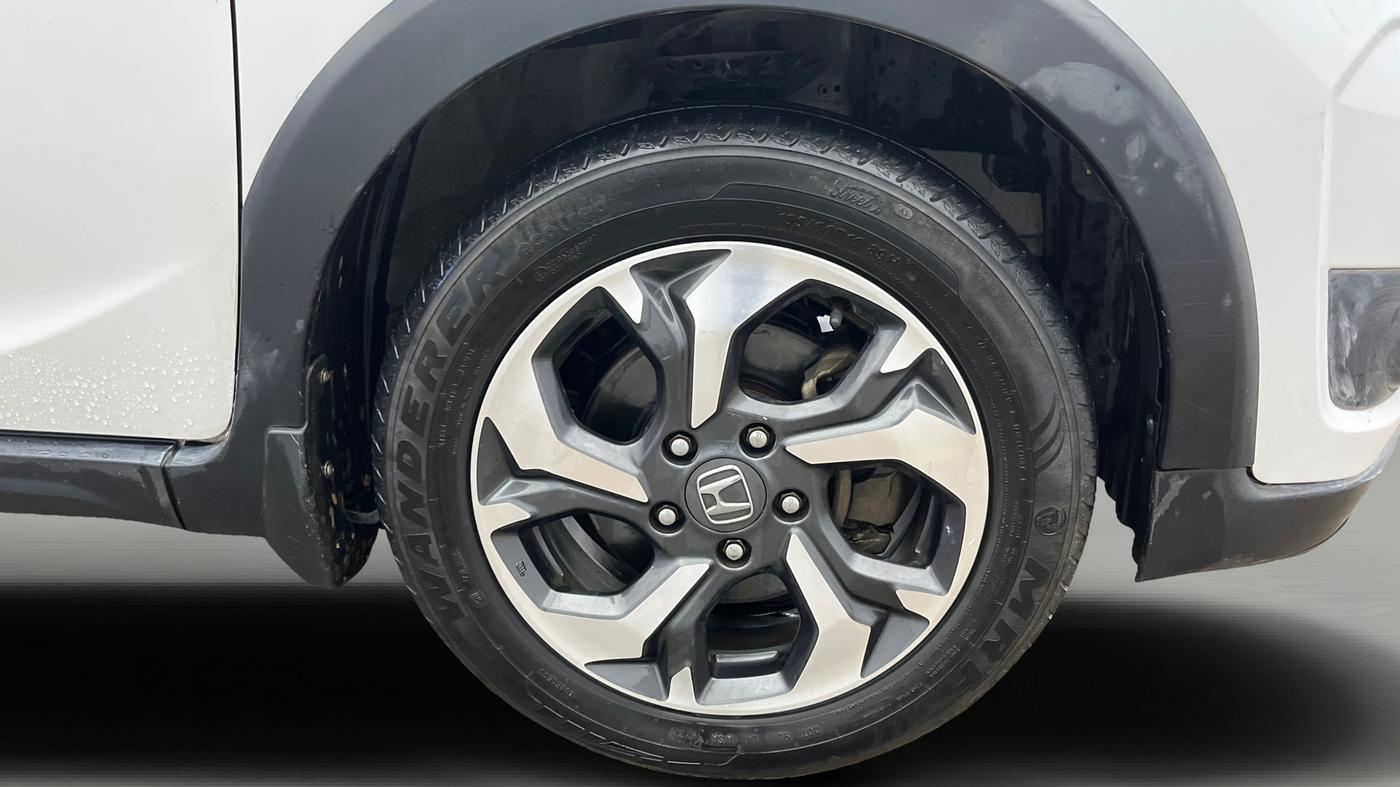 2016 Honda BR-V 1.5L I-VTEC V CVT, Petrol, Automatic, 1,00,202 km, Right Front Wheel