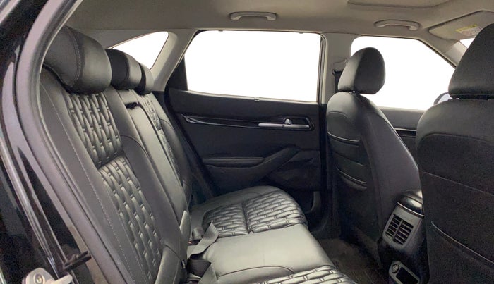 2021 KIA SELTOS HTX ANNIVERSARY EDITION 1.5 DIESEL, Diesel, Manual, 84,215 km, Right Side Rear Door Cabin