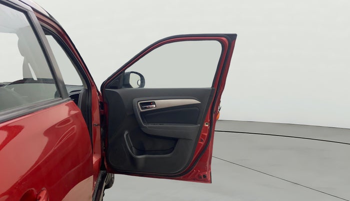 2017 Maruti Vitara Brezza ZDI PLUS, Diesel, Manual, 74,011 km, RHS Front Door