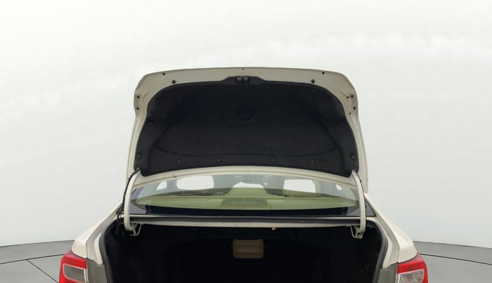 2014 Toyota Camry 2.5L AT, Petrol, Automatic, 30,555 km, Boot Door Open