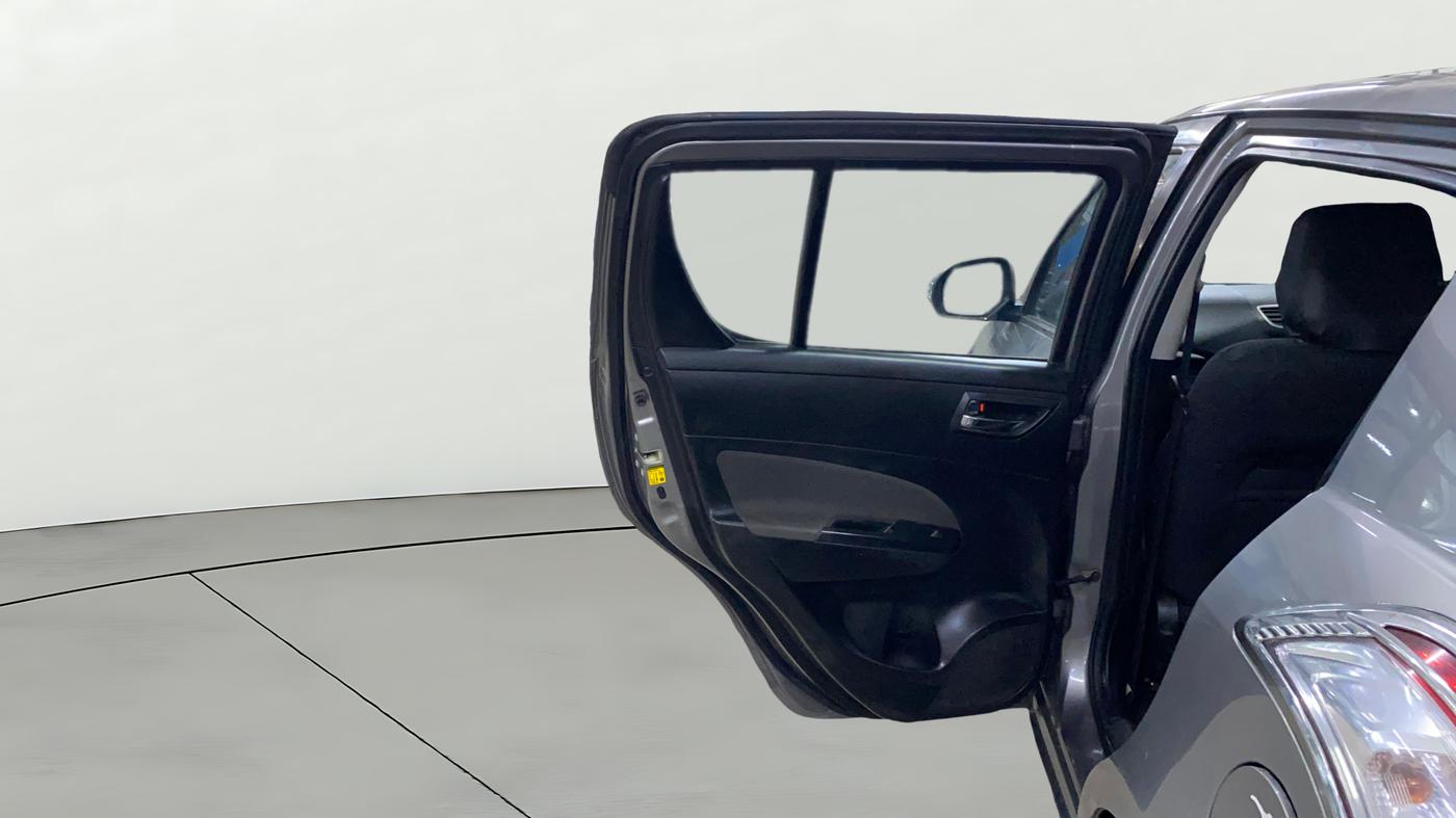 2017 Maruti Swift VXI O, CNG, Manual, 1,20,150 km, LHS Rear Door