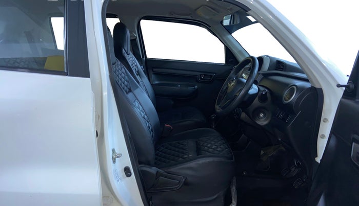 2019 Maruti S PRESSO VXI+, Petrol, Manual, 41,034 km, Right Side Front Door Cabin