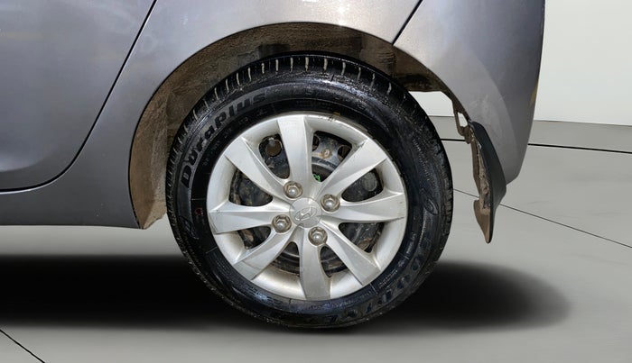2013 Hyundai Eon MAGNA +, Petrol, Manual, 14,064 km, Left Rear Wheel