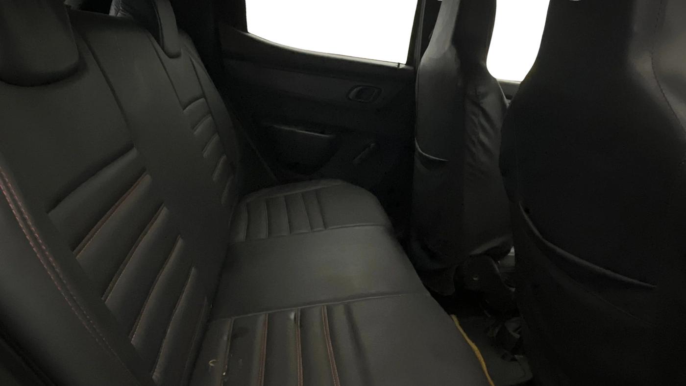 2018 Renault Kwid RXL 1.0 AMT, CNG, Automatic, 64,078 km, Right Side Rear Door Cabin