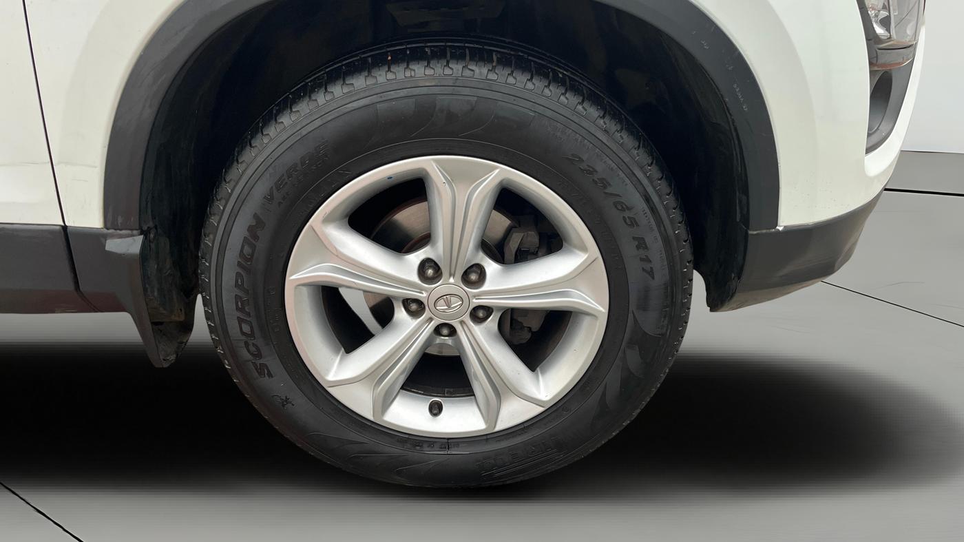 2019 Tata Harrier XZ 2.0L, Diesel, Manual, 80,830 km, Right Front Wheel