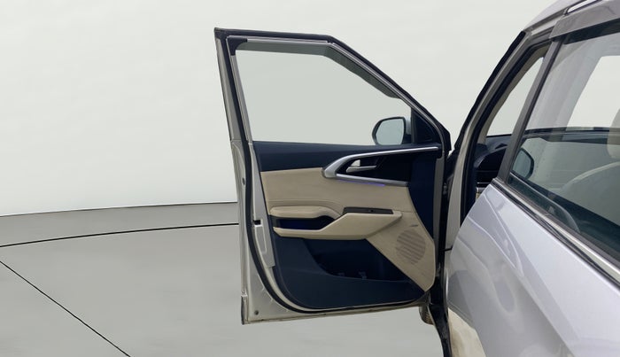 2023 KIA CARENS LUXURY PLUS 1.5 DIESEL AT 7 STR, Diesel, Automatic, 1,27,119 km, LHS Front Door