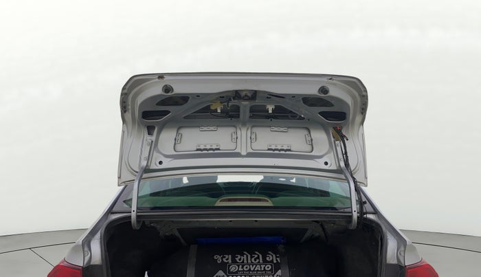 2018 Honda Amaze 1.2L I-VTEC V, CNG, Manual, 1,03,029 km, Boot Door Open