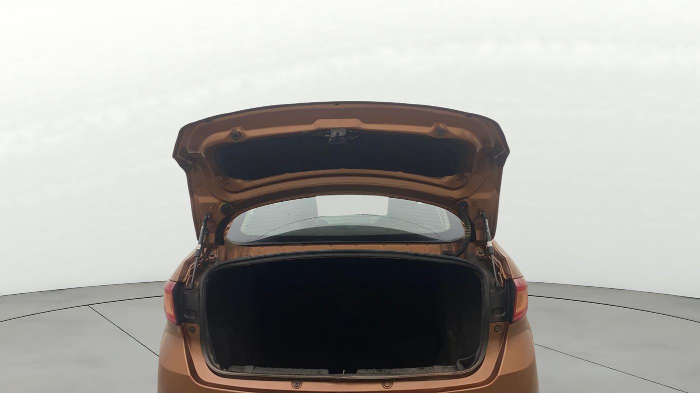 2017 Tata TIGOR XZ (O) PETROL, Petrol, Manual, 1,34,483 km, Boot Open Zoomed View