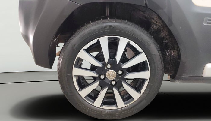 2014 Toyota Etios CROSS 1.2 G, Petrol, Manual, 78,066 km, Right Rear Wheel