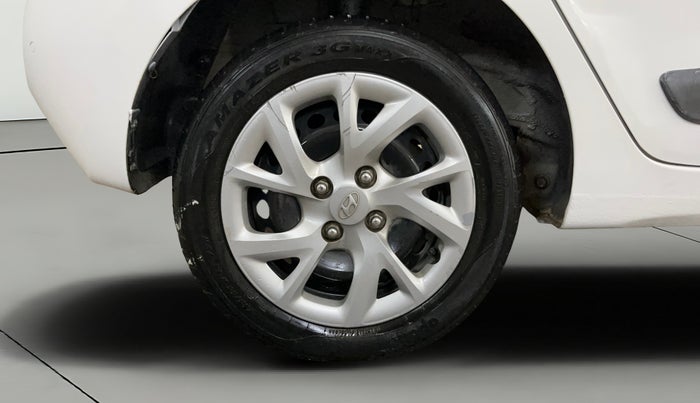 2019 Hyundai Grand i10 SPORTZ 1.2 KAPPA VTVT, Petrol, Manual, 31,104 km, Right Rear Wheel