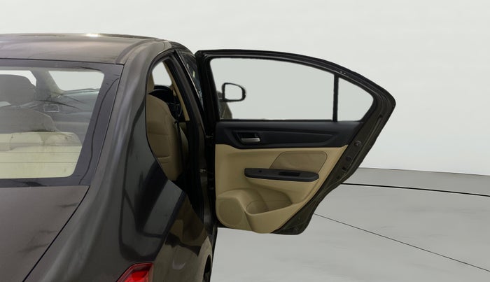 2018 Honda Amaze 1.2L I-VTEC VX, CNG, Manual, 9,032 km, RHS Rear Door