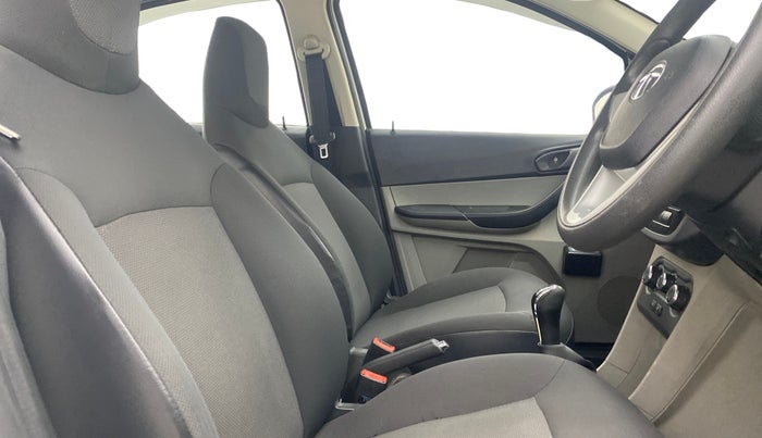 2017 Tata Tiago XE PETROL, Petrol, Manual, 63,707 km, Right Side Front Door Cabin