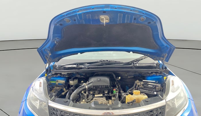 2018 Tata NEXON XE PETROL, Petrol, Manual, 83,505 km, Open Bonet