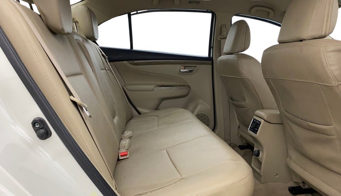2022 Maruti Ciaz ZETA 1.5 SHVS MT PETROL, Petrol, Manual, 53,025 km, Right Side Rear Door Cabin