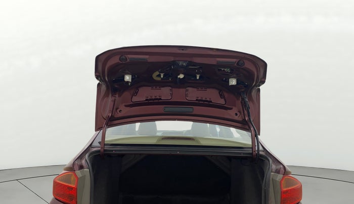 2015 Honda City 1.5L I-DTEC V, Diesel, Manual, 1,06,188 km, Boot Door Open