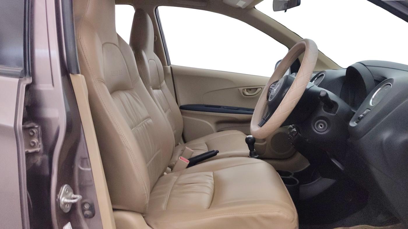 2014 Honda Amaze 1.2L I-VTEC SX, Petrol, Manual, 62,242 km, Right Side Front Door Cabin