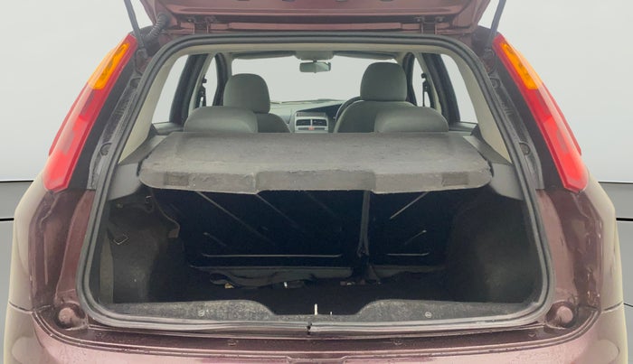 2014 Fiat Grand Punto DYNAMIC 1.3, Diesel, Manual, 1,12,238 km, Boot Open Zoomed View