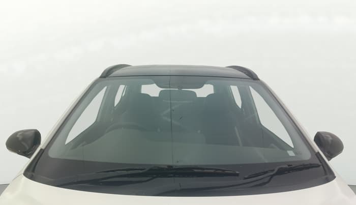 2022 Hyundai GRAND I10 NIOS SPORTZ AMT 1.2 KAPPA VTVT, Petrol, Automatic, 33,008 km, Front Windshield