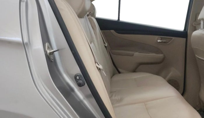 2016 Maruti Ciaz ZXI AT, Petrol, Automatic, 49,723 km, Right Side Rear Door Cabin