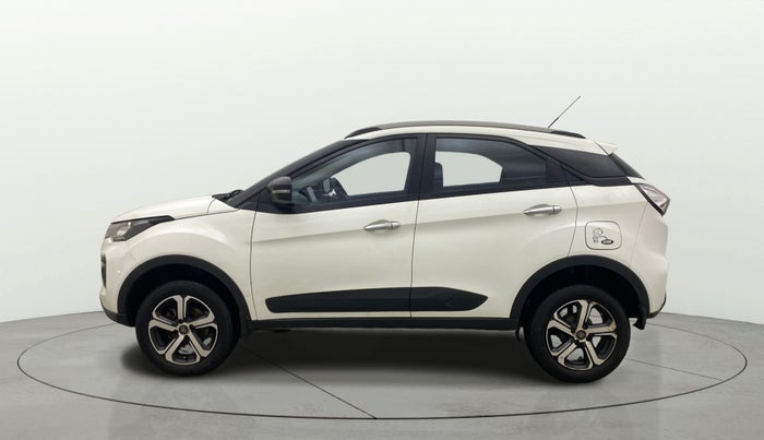 2023 Tata NEXON XM PETROL, Petrol, Manual, 26,730 km, Left Side