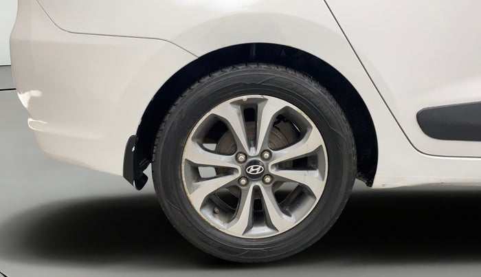 2015 Hyundai Xcent SX AT 1.2 (O), Petrol, Automatic, 80,432 km, Right Rear Wheel
