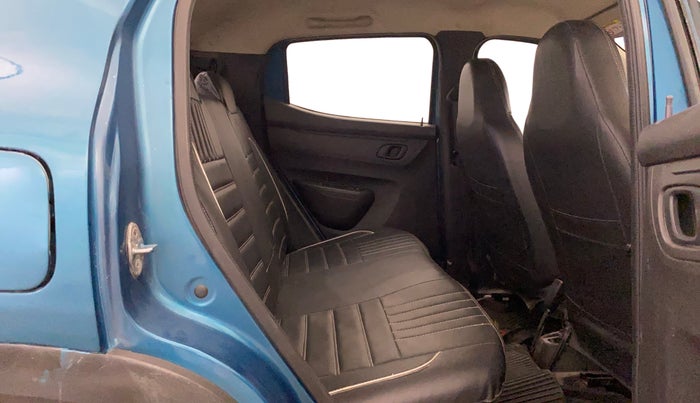 2021 Renault Kwid RXT 1.0 (O), Petrol, Manual, 33,094 km, Right Side Rear Door Cabin