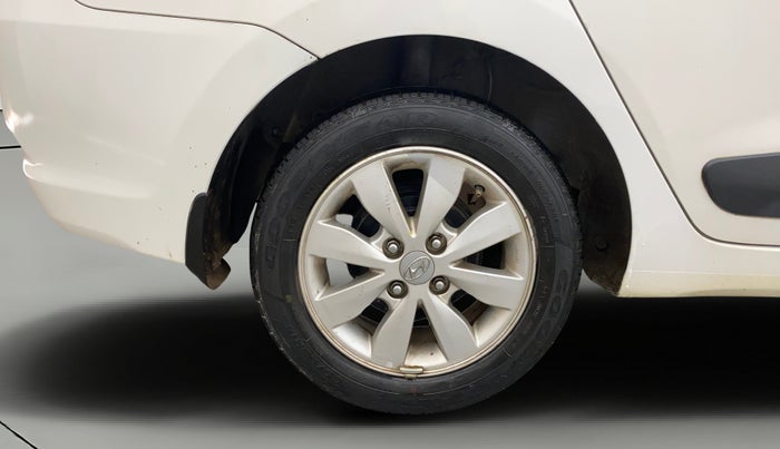 2016 Hyundai Xcent SX 1.2, Petrol, Manual, 19,400 km, Right Rear Wheel