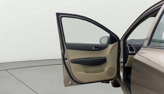 2013 Hyundai i20 SPORTZ 1.2, Petrol, Manual, 49,179 km, LHS Front Door