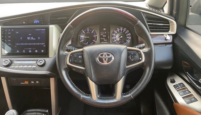 2018 Toyota Innova Crysta 2.4 VX 8 STR, Diesel, Manual, 94,411 km, Steering Wheel Close Up