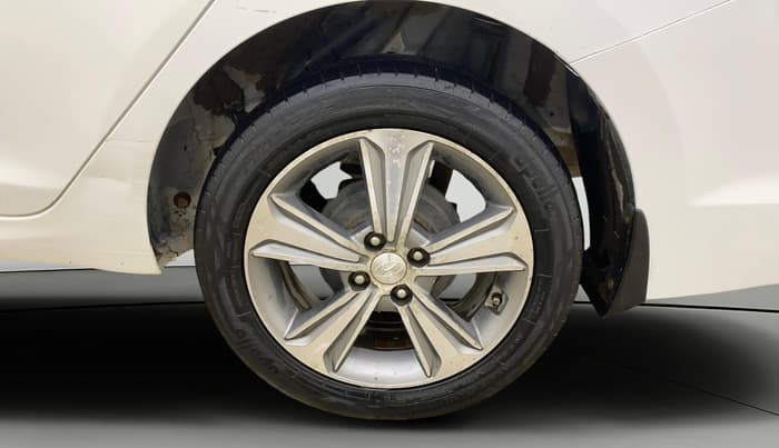 2019 Hyundai Verna 1.6 VTVT SX + AT, Petrol, Automatic, 83,868 km, Left Rear Wheel