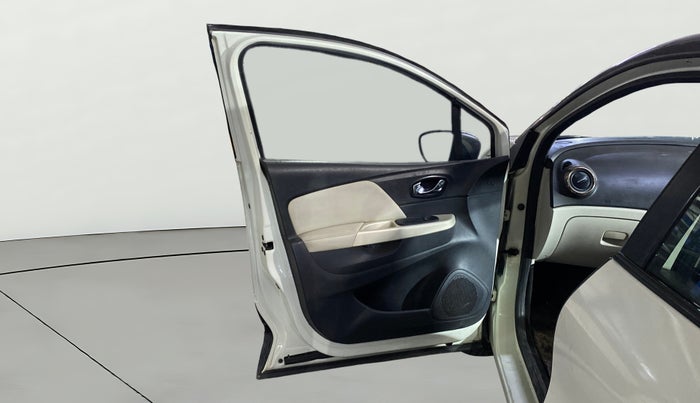 2018 Renault Captur PLATINE DIESEL , Diesel, Manual, 67,058 km, LHS Front Door