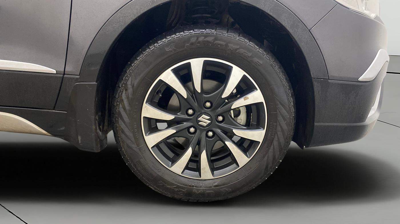 2022 Maruti S Cross ZETA 1.5, Petrol, Manual, 21,181 km, Right Front Wheel